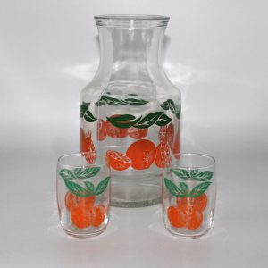 Vintage set fruit sapglas en karaf sinasappel