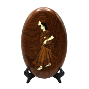 Vintage handgesneden houten geëtste / ingelegde muurplaquette